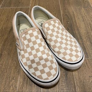 Women’s Tan Checkered Vans size 8